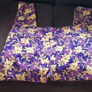 #L026 (CH) NWOT LuLaRoe Purple and Yellow Floral Leggings